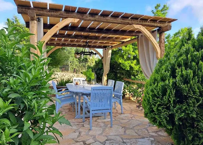 Fragosiko - Rustic Retreat In Kefalonia