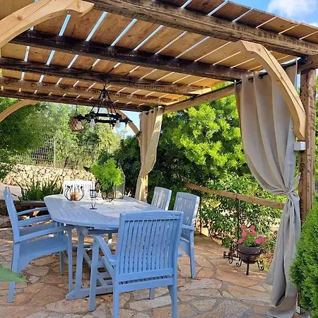 Fragosiko - Rustic Retreat In Kefalonia