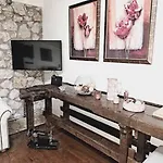 Fragosiko - Rustic Retreat In Kefalonia Tatil Evi *
