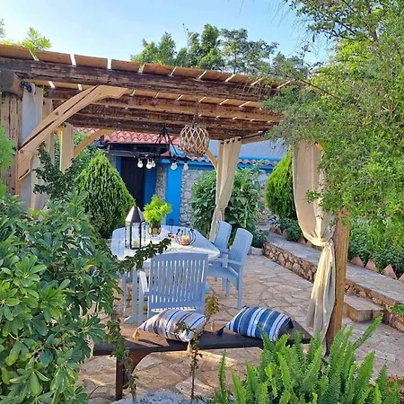 Fragosiko - Rustic Retreat In Kefalonia Tatil Evi