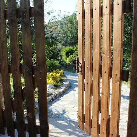 別荘 Fragosiko - Rustic Retreat In Kefalonia