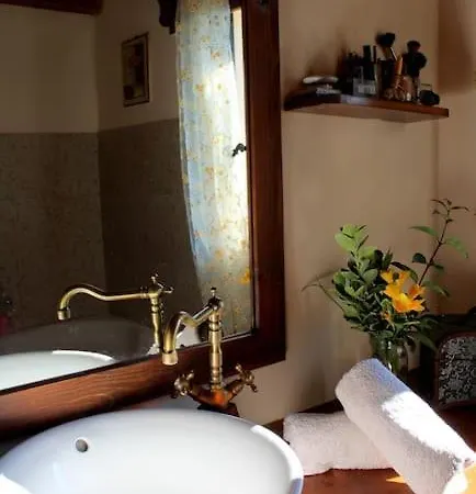 Fragosiko - Rustic Retreat In Kefalonia 別荘